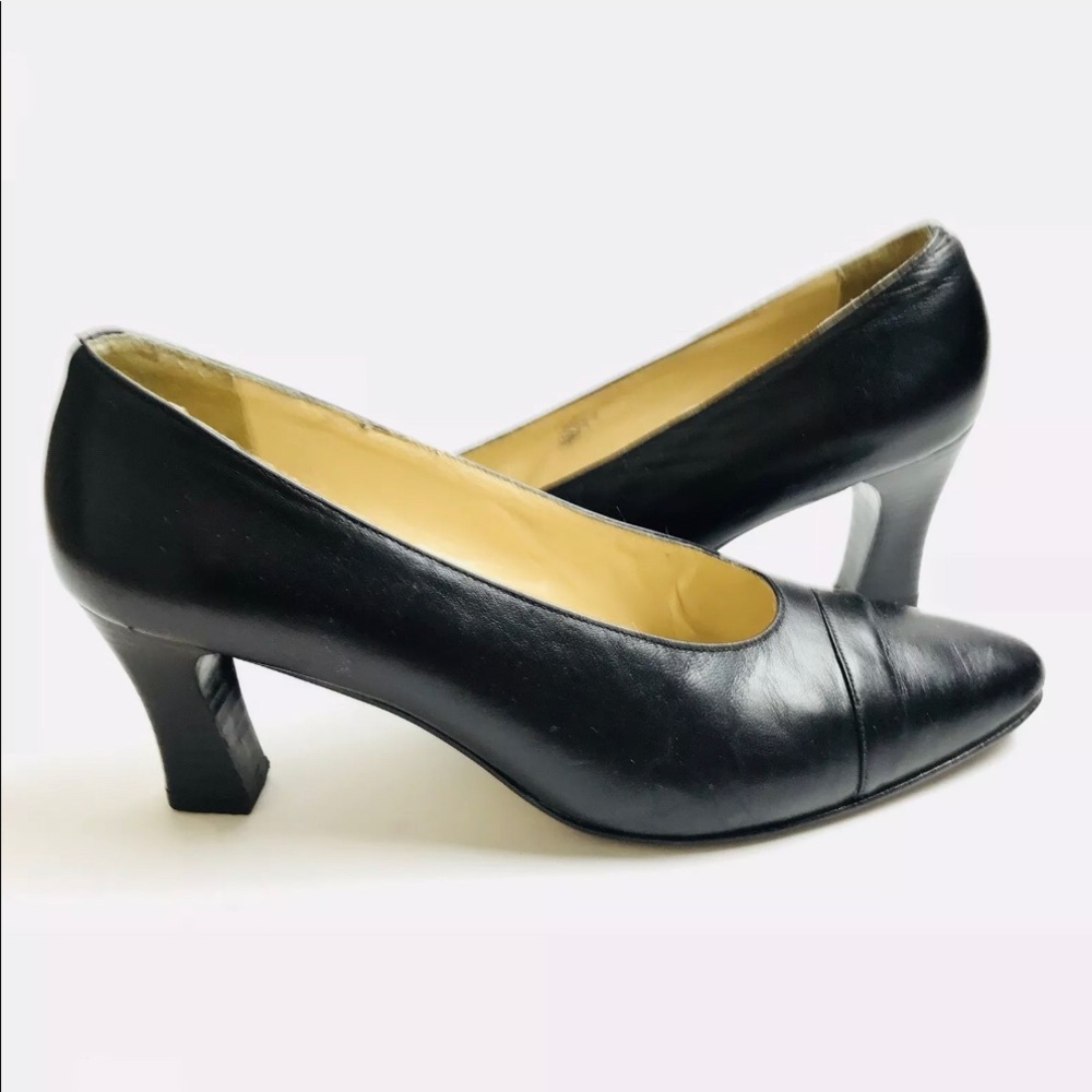 VELIA Vintage Classic Black Leather Office Pumps